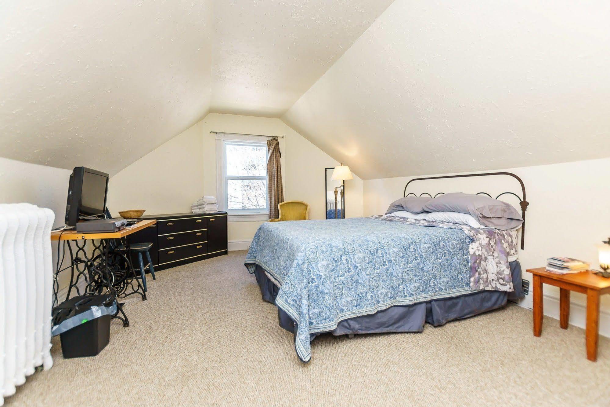Elliott House Bed & Breakfast Toronto Esterno foto